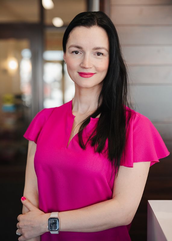 Dr. Flavia Madrea