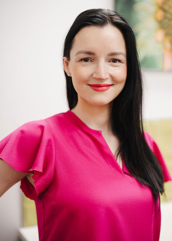 Dr. Flavia Madrea