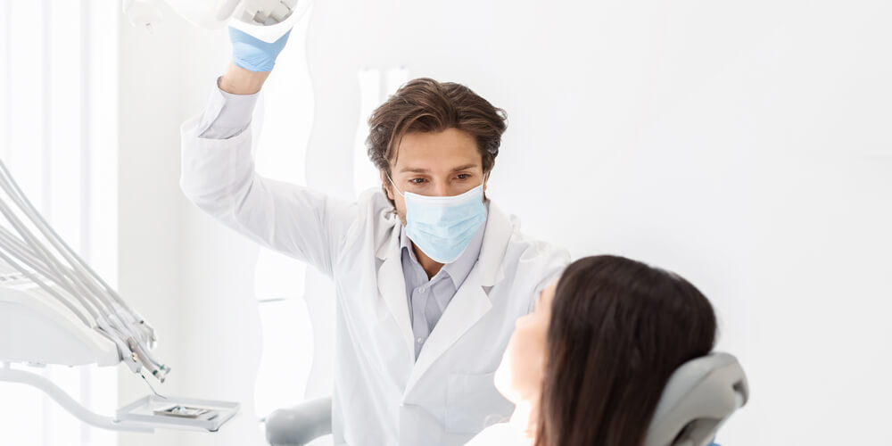 Évaluation du sourire avec des gouttières transparentes Saint-Lazare